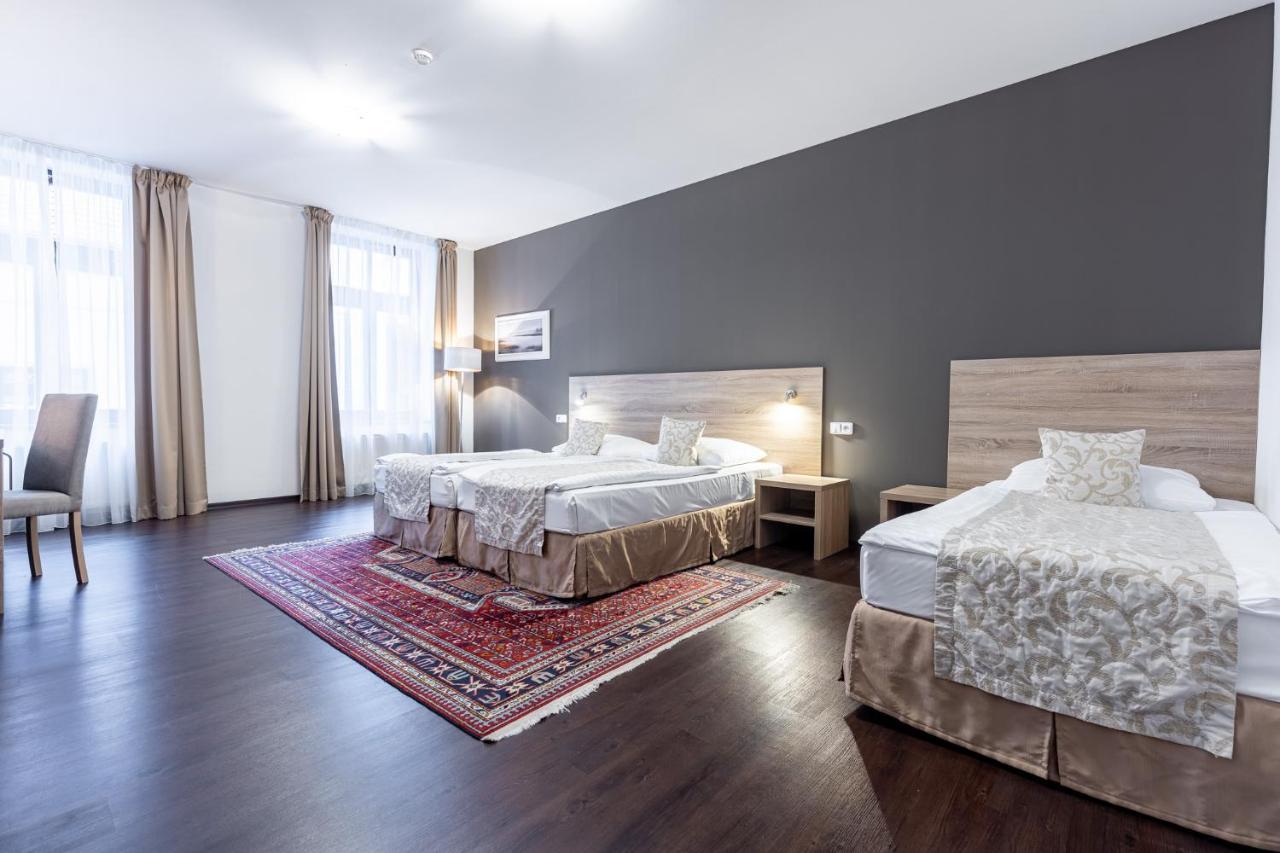 Hotel Grandhotel Zvon 4*